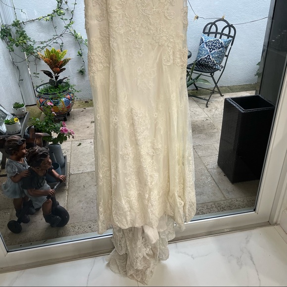 Casablanca Bridal Wedding dress - Picture 3 of 10